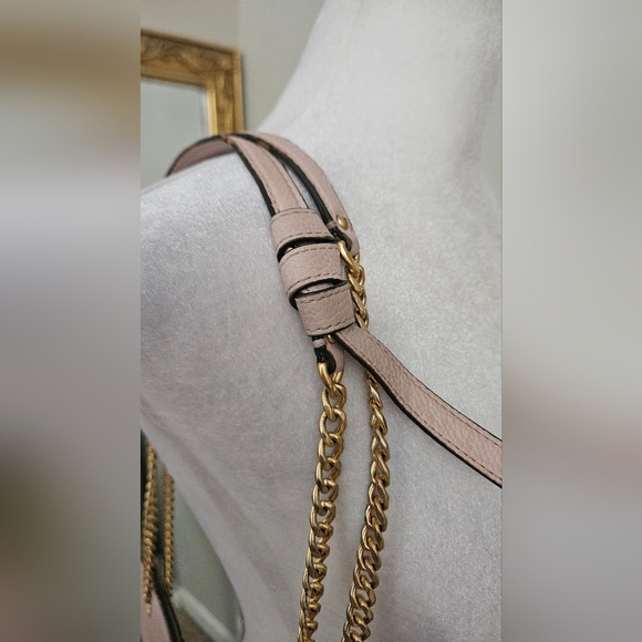 TORY BURCH Everly Leather Swingpack - Pink In Shell Pink. - Picture 16 of 16